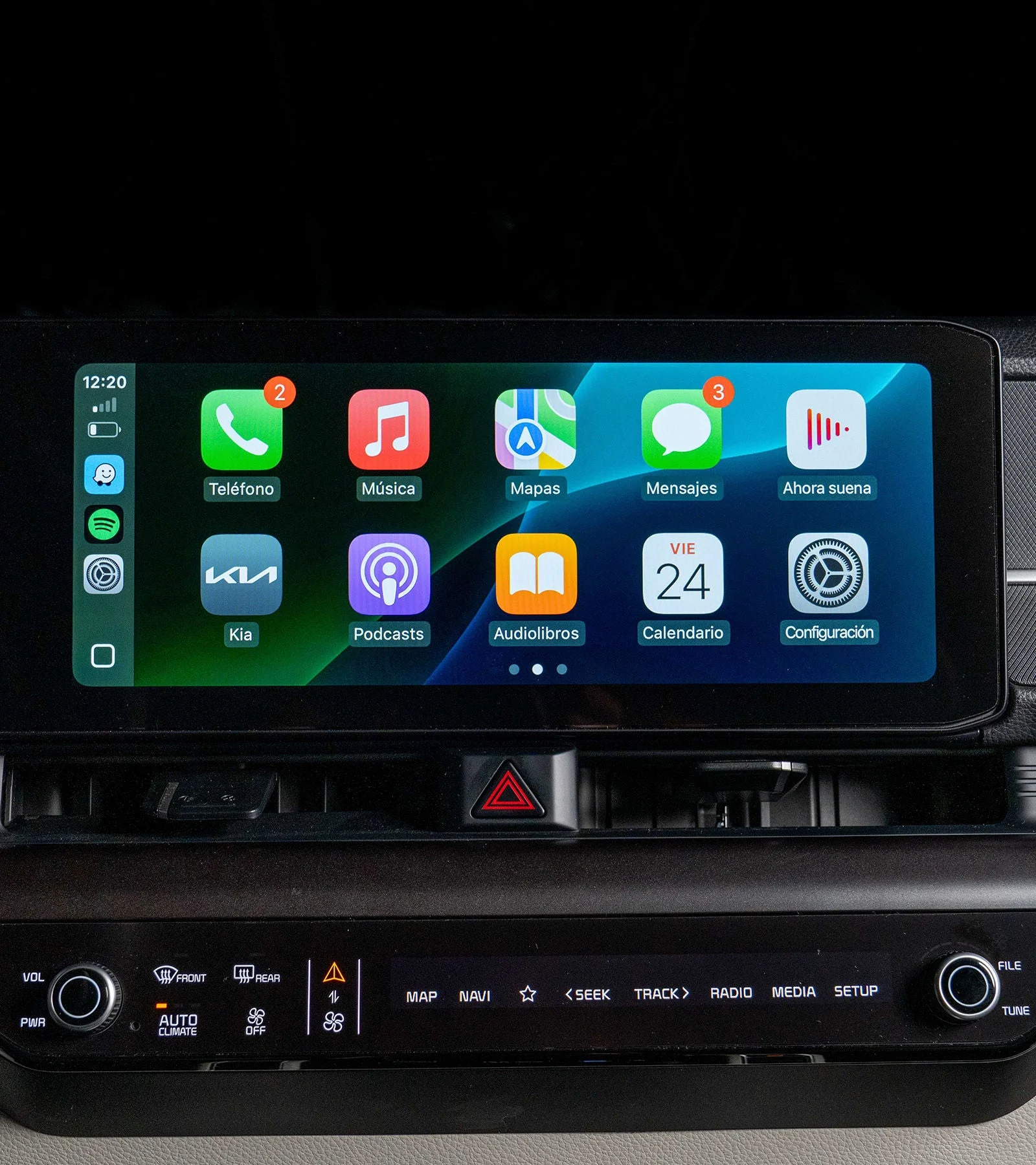 Radio con pantalla táctil LCD 12,3"* con conectividad inalámrica